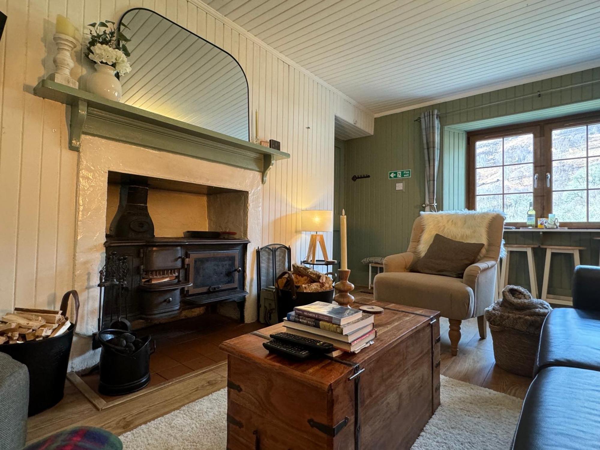 Rosemount Bothy - Highland Cottage Garve Bagian luar foto